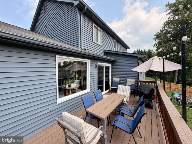 1 MCFARLIN CT, Germantown, MD 20874