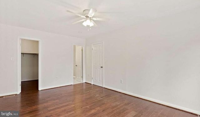 1 MCFARLIN CT, Germantown, MD 20874