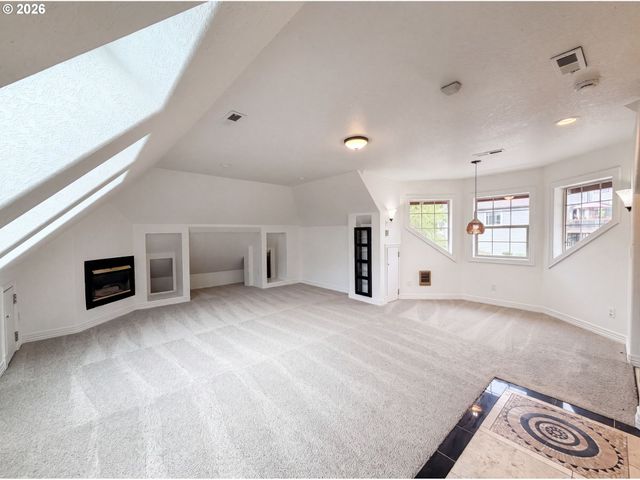 15745 Sw Windham Ter, Portland, OR 97224
