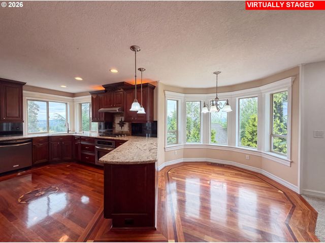 15745 Sw Windham Ter, Portland, OR 97224