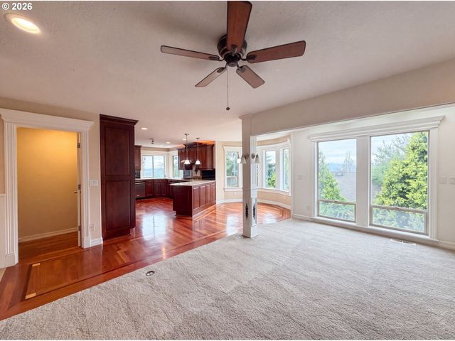 15745 Sw Windham Ter, Portland, OR 97224