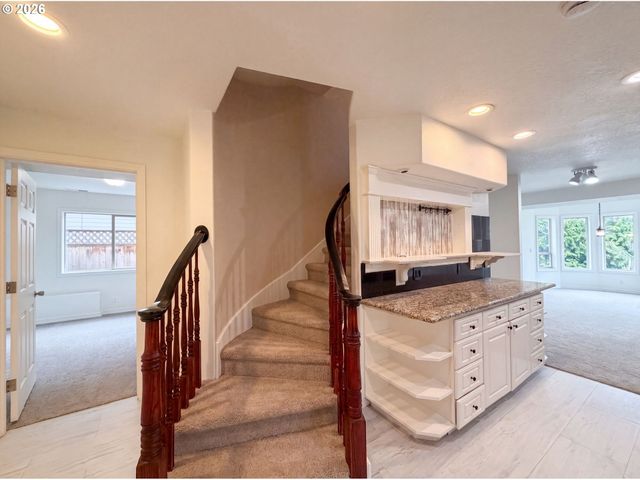 15745 Sw Windham Ter, Portland, OR 97224