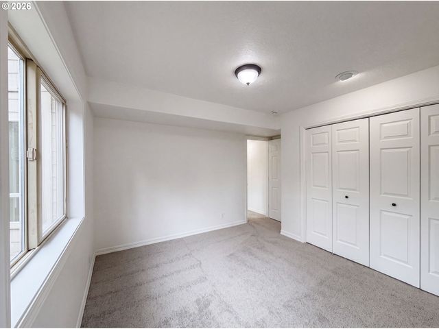 15745 Sw Windham Ter, Portland, OR 97224