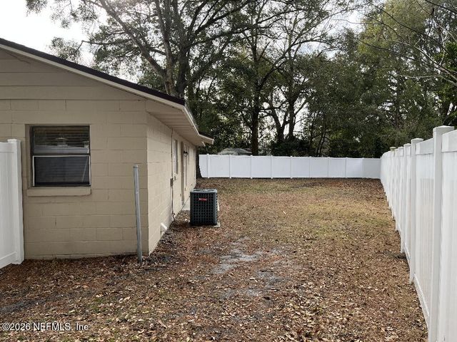 461 MELROSE Court, Green Cove Springs, FL 32043