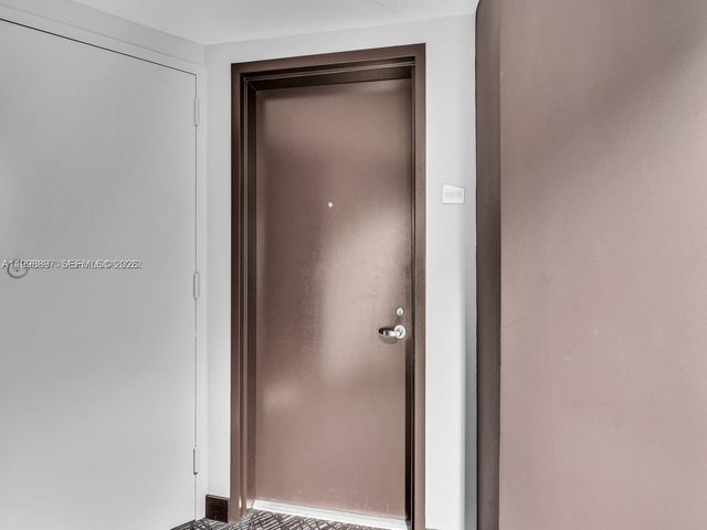 60 SW 13th St 4818, Miami, FL 33130