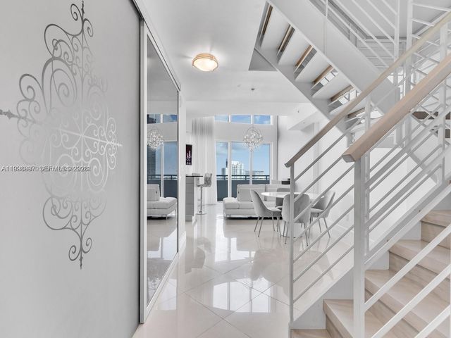 60 SW 13th St 4818, Miami, FL 33130