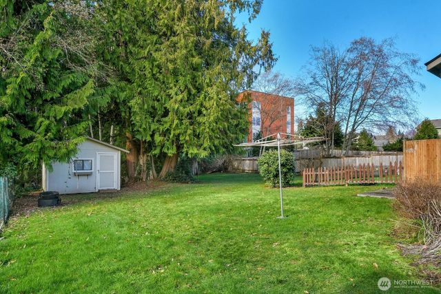 14916 48th Avenue W, Edmonds, WA 98026