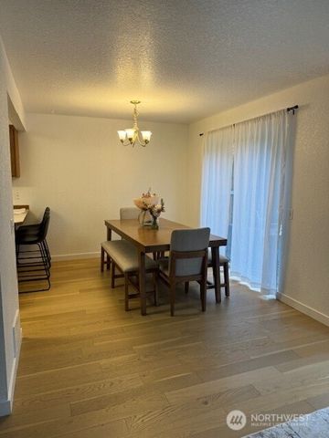 14916 48th Avenue W, Edmonds, WA 98026