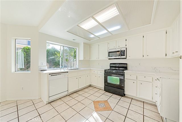 1834 Carolann Street, Pomona, CA 91766