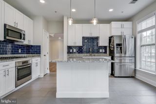 305 REDLAND BLVD #101, Rockville, MD 20850