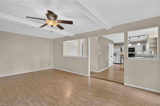 911 Edgewater DR, Newport News, VA 23602