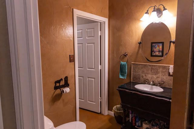 2946 FM 52, Graford, TX 76449