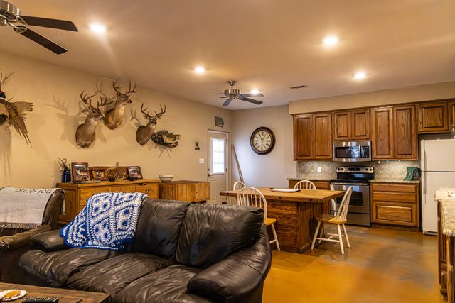 2946 FM 52, Graford, TX 76449