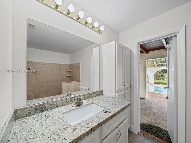 10251 NW 39th Ct, Coral Springs, FL 33065