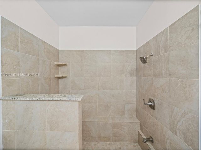 10251 NW 39th Ct, Coral Springs, FL 33065