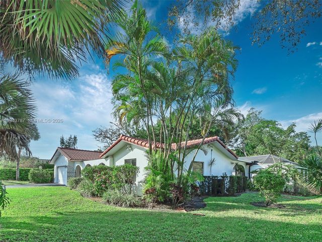 10251 NW 39th Ct, Coral Springs, FL 33065