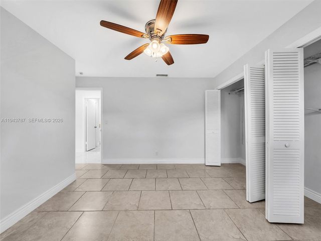 10251 NW 39th Ct, Coral Springs, FL 33065