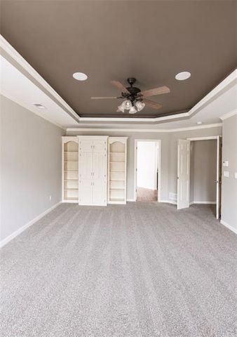 308 NE Hidden Valley Way, Lee's Summit, MO 64064