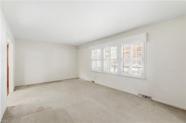 5700 Northlake Drive, Greensboro, NC 27410