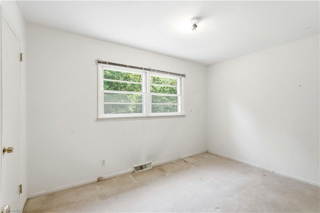 5700 Northlake Drive, Greensboro, NC 27410