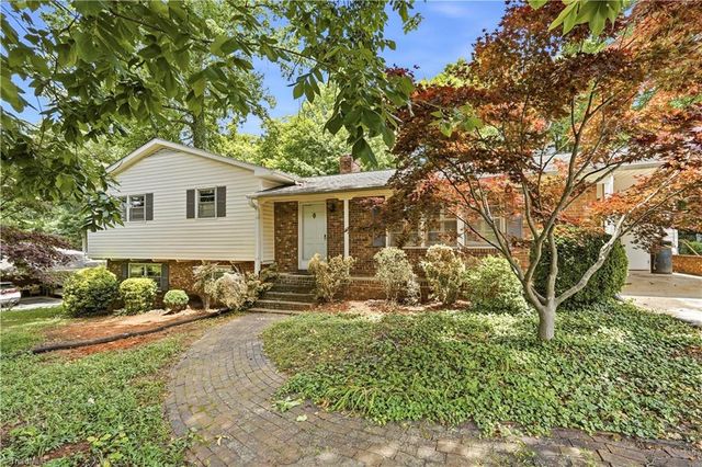 5700 Northlake Drive, Greensboro, NC 27410