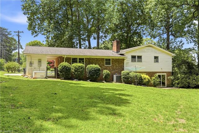 5700 Northlake Drive, Greensboro, NC 27410