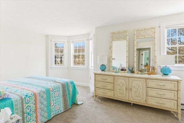 18 White Violet Lane, Plymouth, MA 02360