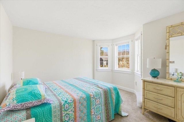 18 White Violet Lane, Plymouth, MA 02360