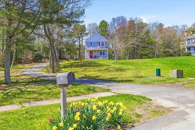 18 White Violet Lane, Plymouth, MA 02360