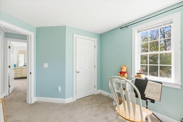 18 White Violet Lane, Plymouth, MA 02360