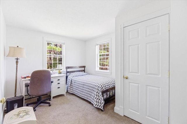 18 White Violet Lane, Plymouth, MA 02360