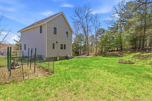 18 White Violet Lane, Plymouth, MA 02360