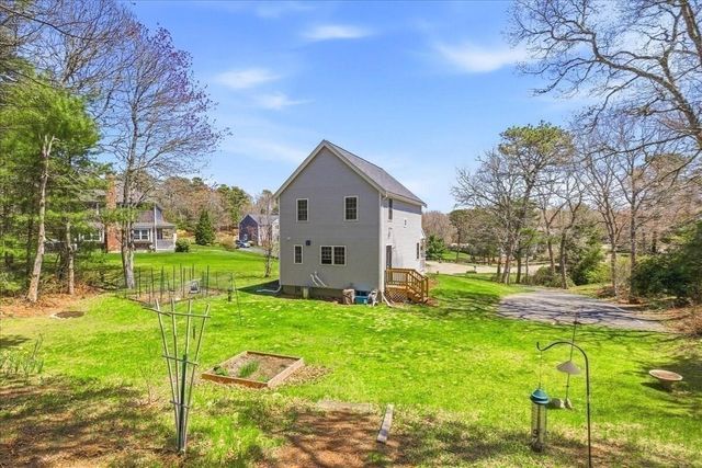 18 White Violet Lane, Plymouth, MA 02360