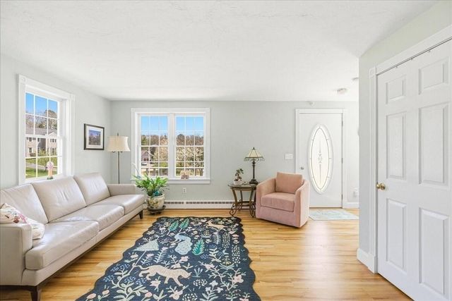 18 White Violet Lane, Plymouth, MA 02360