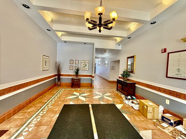 10 Weston Ave #411, Quincy, MA 02170