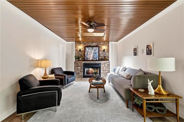 4661 Spring Ridge Drive, Flowery Branch, GA 30542