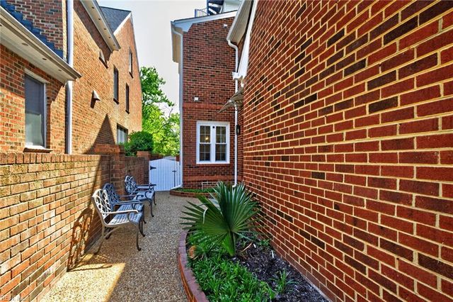 322 W Olney RD, Norfolk, VA 23507