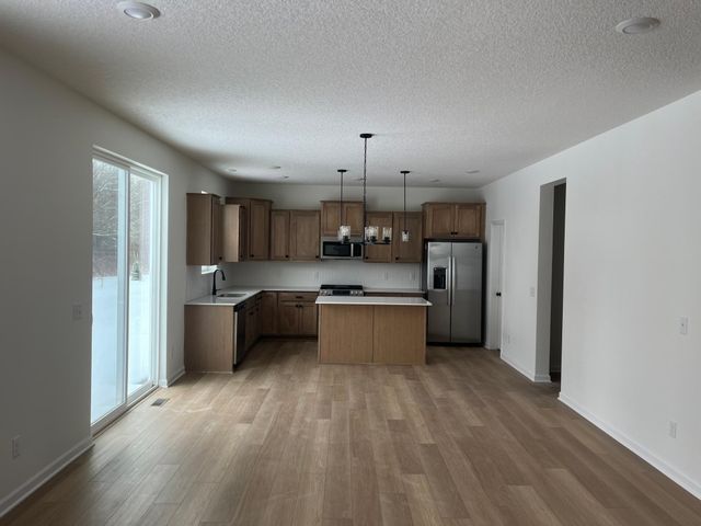 1873 Charleston Lane, Waconia, MN 55387