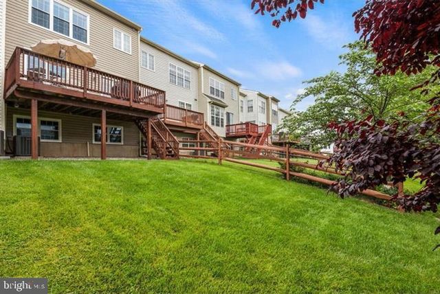 412 E OAKMEADE DR, Wilmington, DE 19810