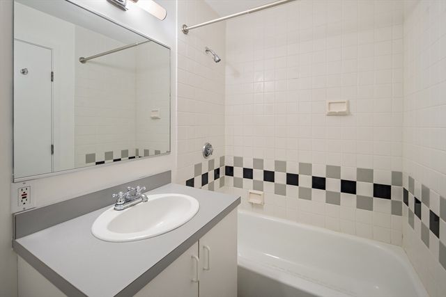 71 Fulkerson Street 309, Cambridge, MA 02141