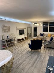 4250 GALT OCEAN Drive 9F, Fort Lauderdale, FL 33308