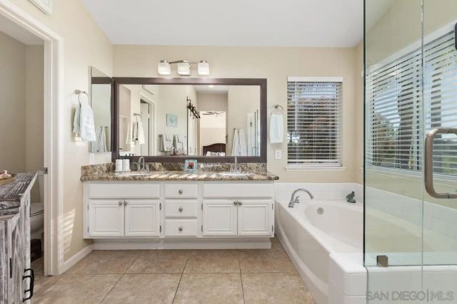 4801 Cardiff Bay Drive, Oceanside, CA 92057