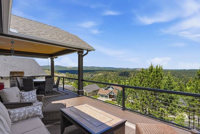 1211 E Quartz Ln, Spokane, WA 99208