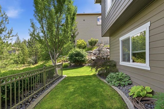 1211 E Quartz Ln, Spokane, WA 99208