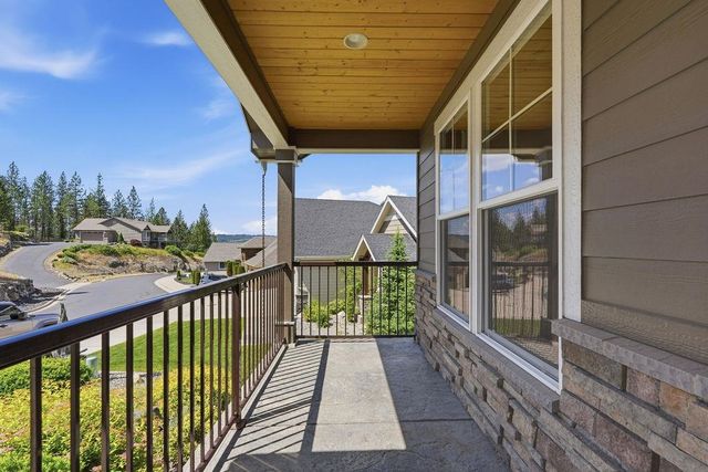 1211 E Quartz Ln, Spokane, WA 99208
