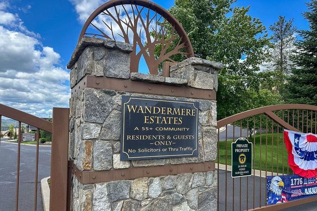 1211 E Quartz Ln, Spokane, WA 99208