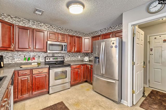 100 Pennbrook Lane, Irmo, SC 29063