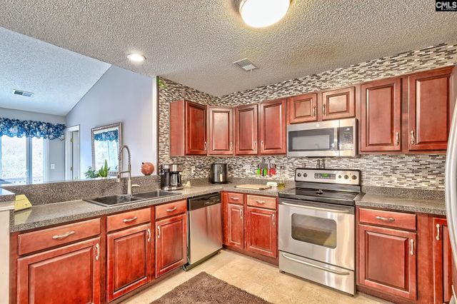 100 Pennbrook Lane, Irmo, SC 29063