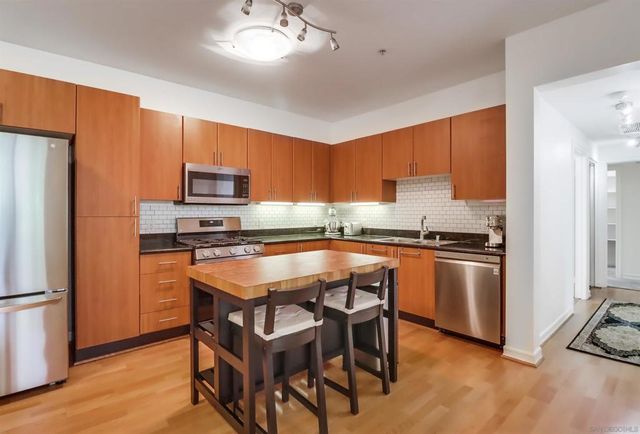 1465 C St 3509, San Diego, CA 92101