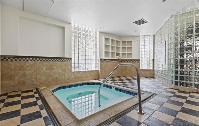 1465 C St 3509, San Diego, CA 92101